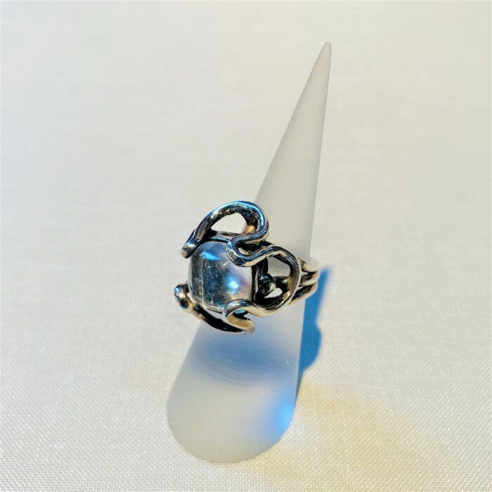 #785 Ring