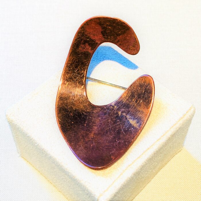 #948 Brooch