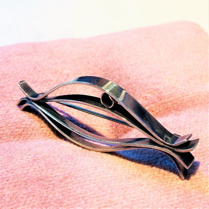 #869 Brooch - Image 2