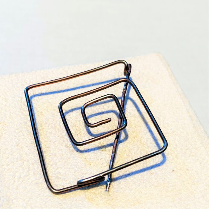 #1152 Brooch - Image 2
