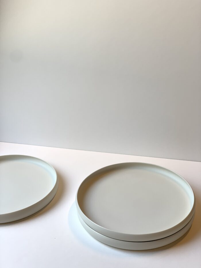 Flat Round Plate 22025 - Image 2