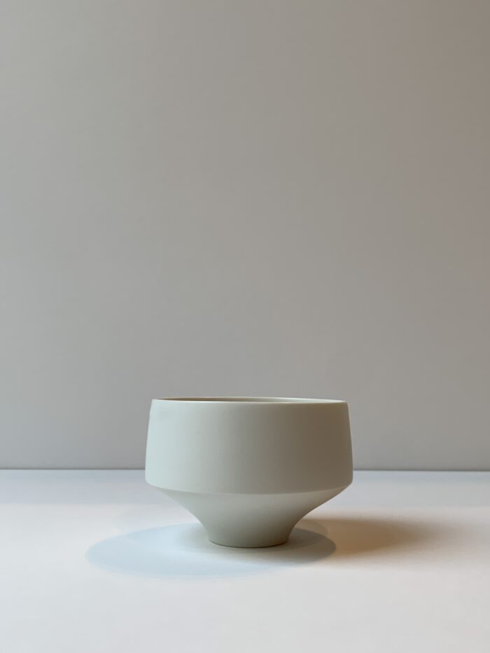 Square Bottom Footed Bowl 8758