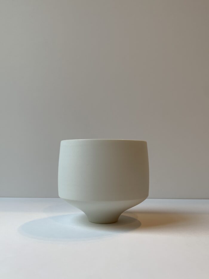 Square Bottom Footed Bowl 113100 - Image 2